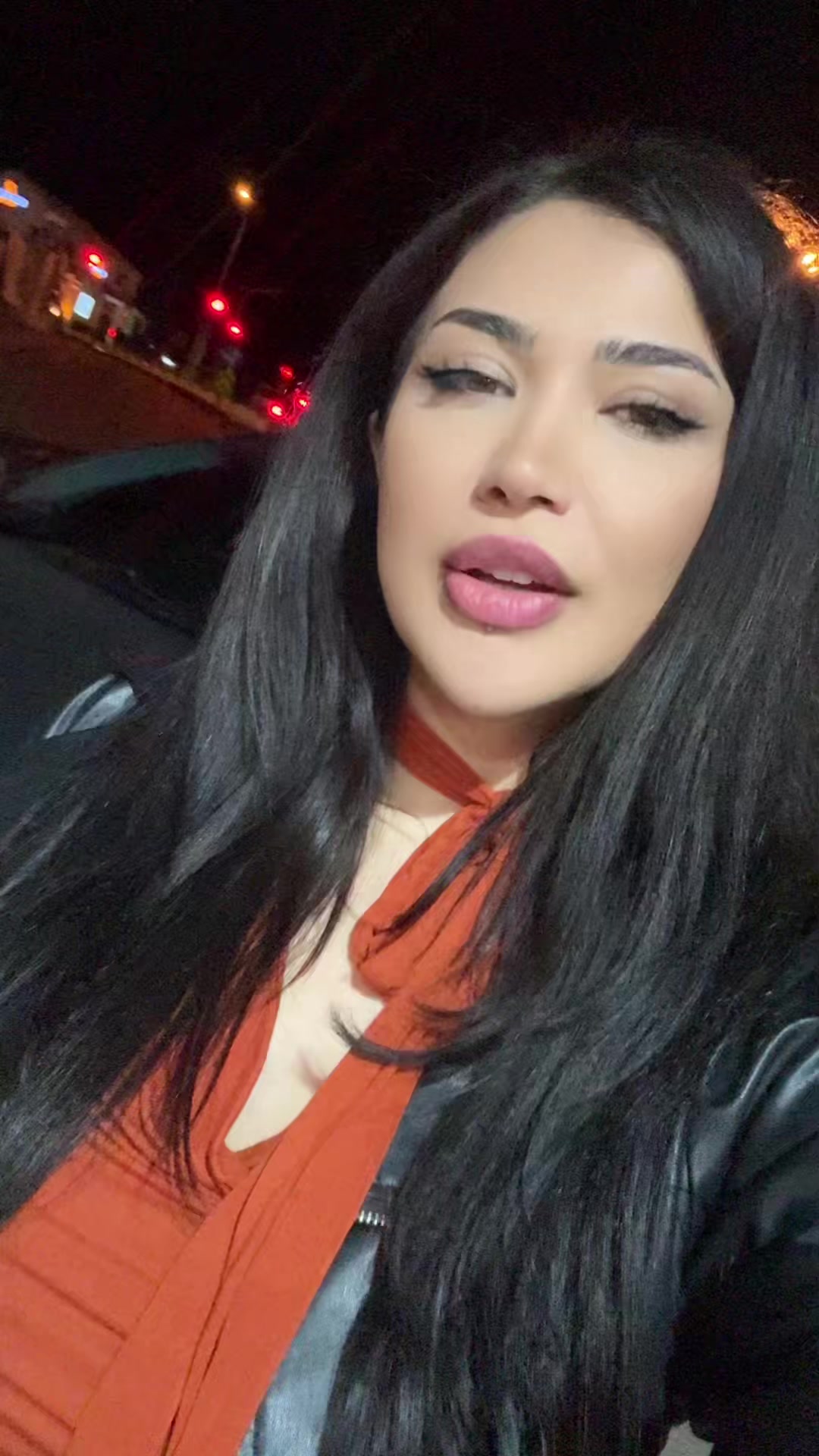 @Mahsa__eyr