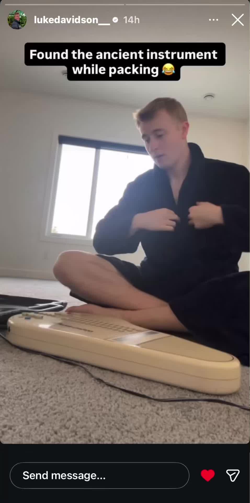 @IHaveTheUrgeToSmakeHim