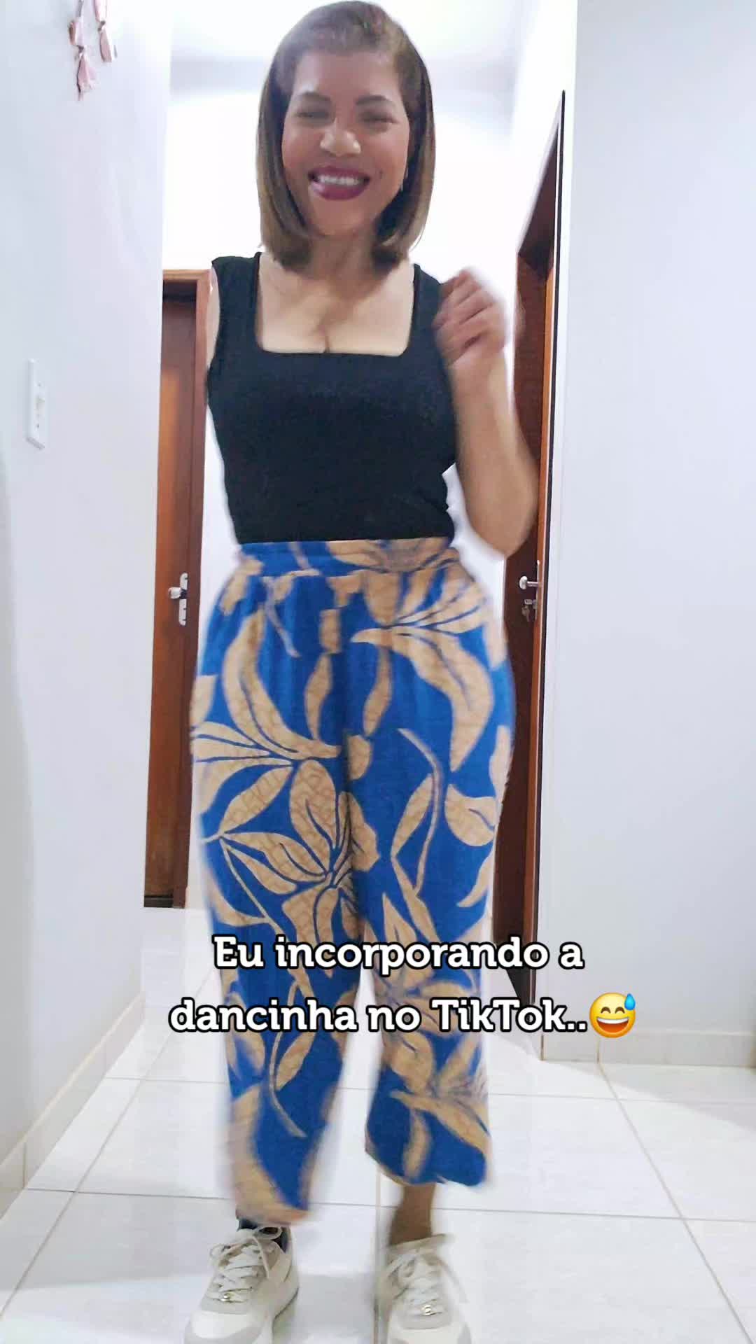 @Bella_dan&ccedil;arina💃🦿