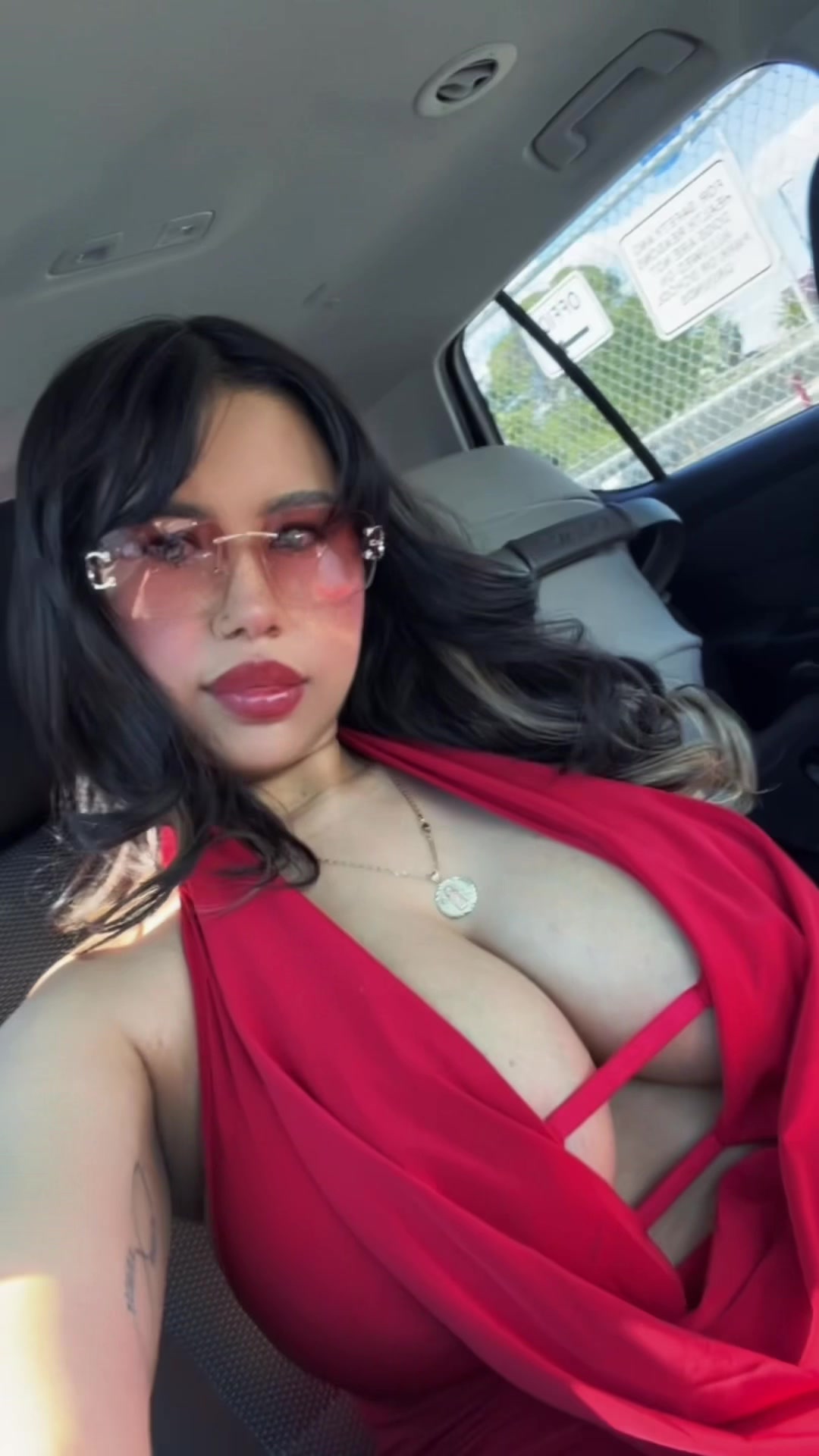 @Jazmin🖤