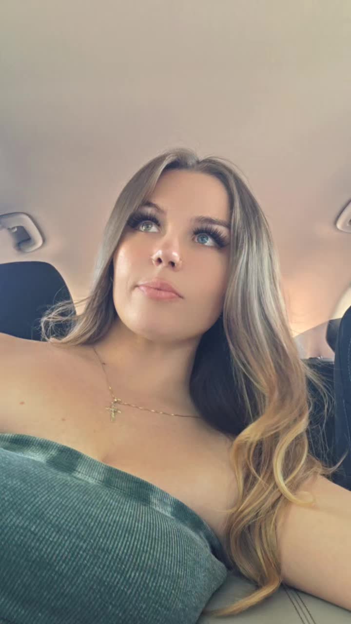 @ᕼᗩᒪEY ᗰᗩY 🦋