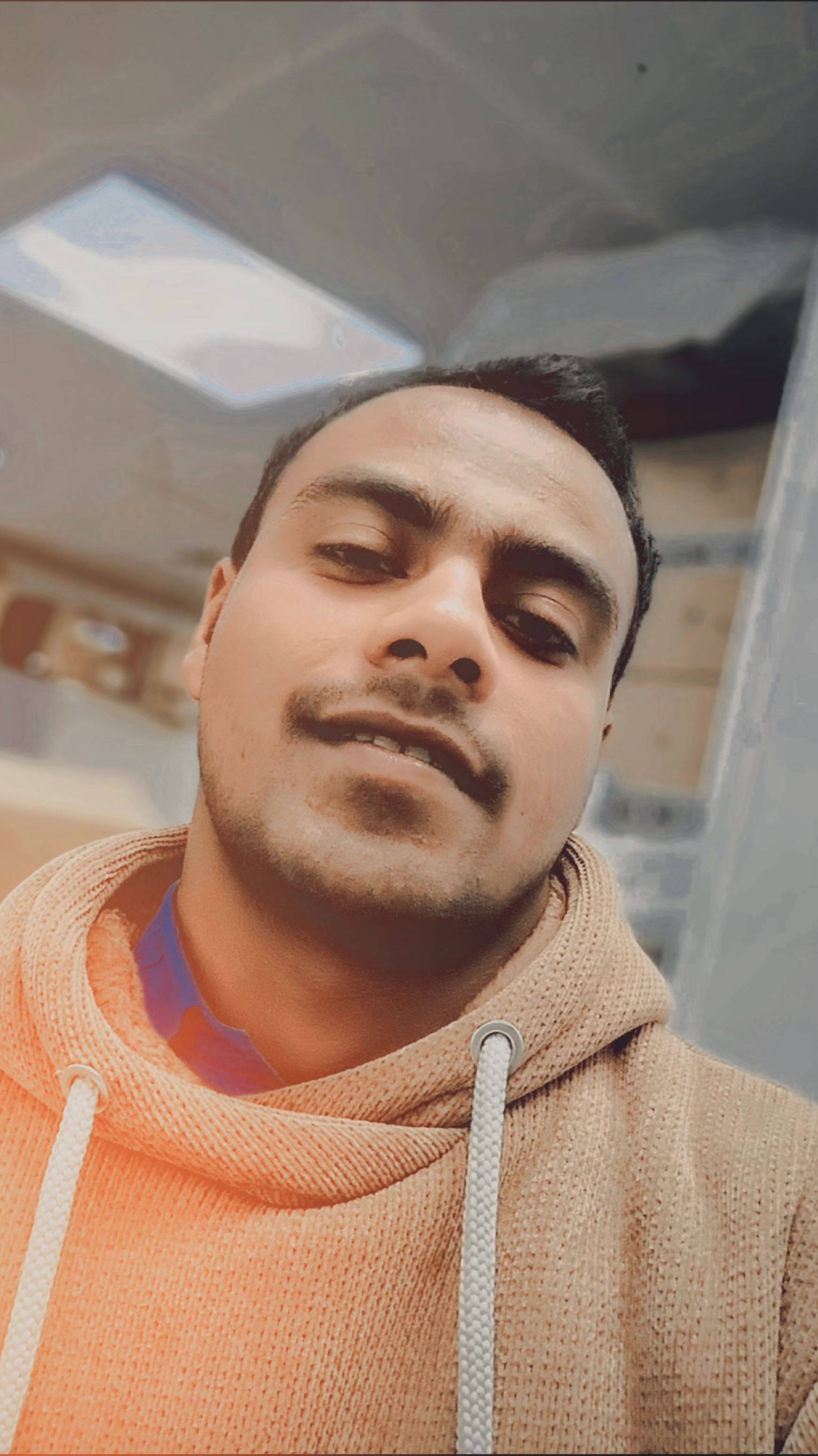 @Alone boy😎