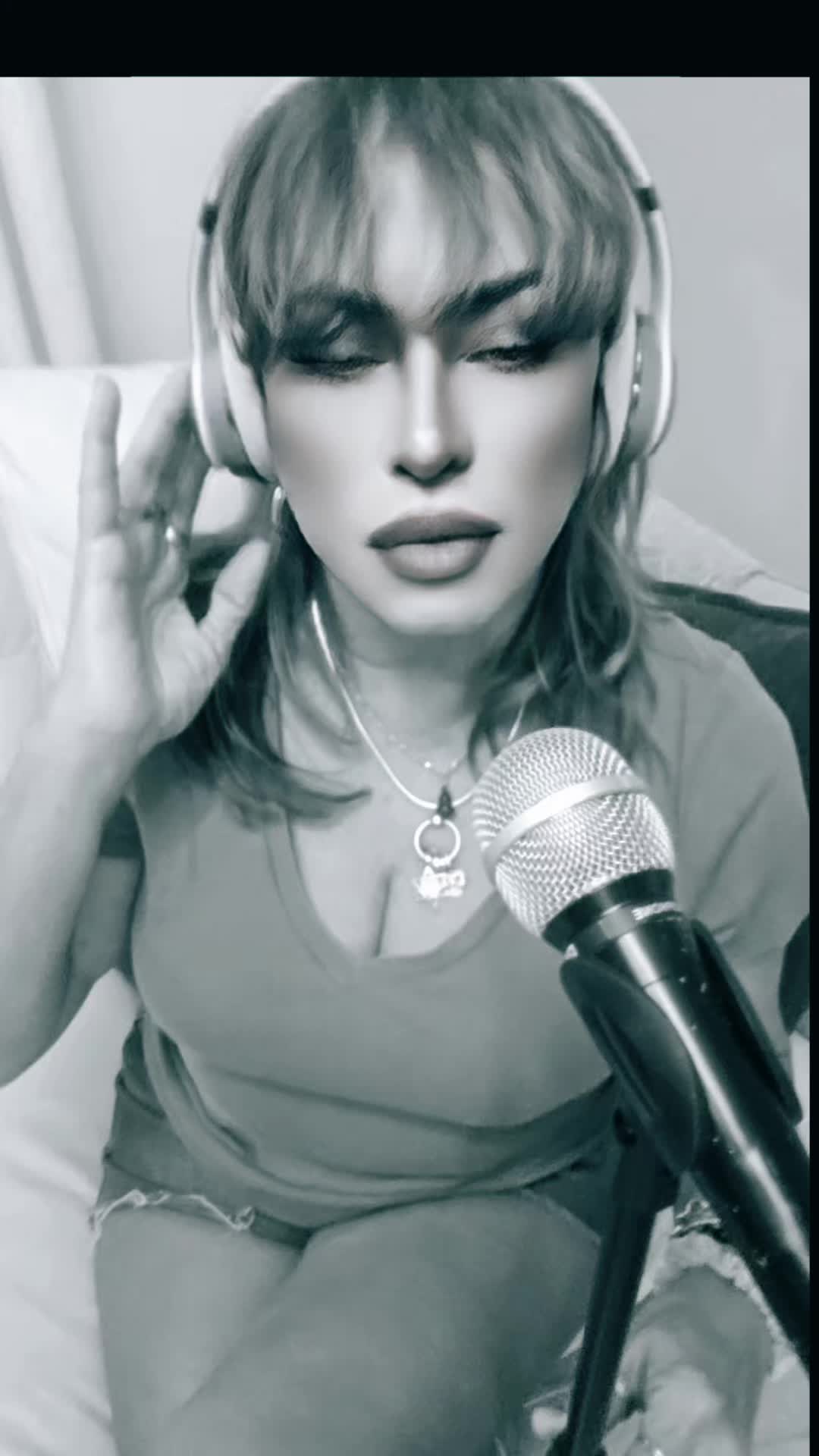 @Queen