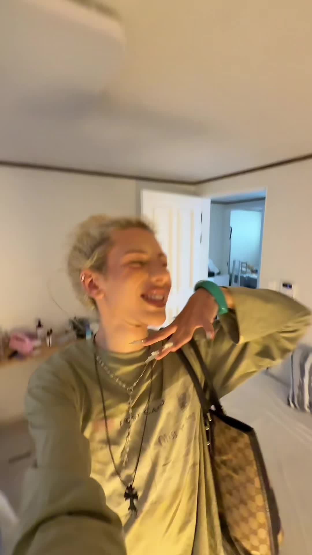 @Mzrou🥢