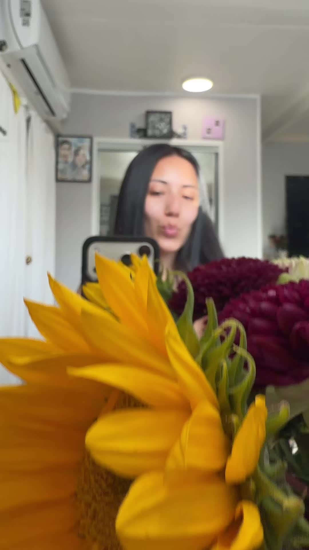 @Anais โจ