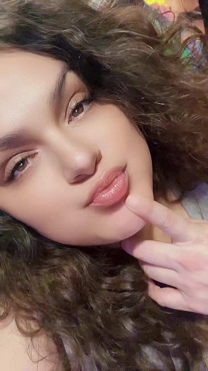 @Angela.