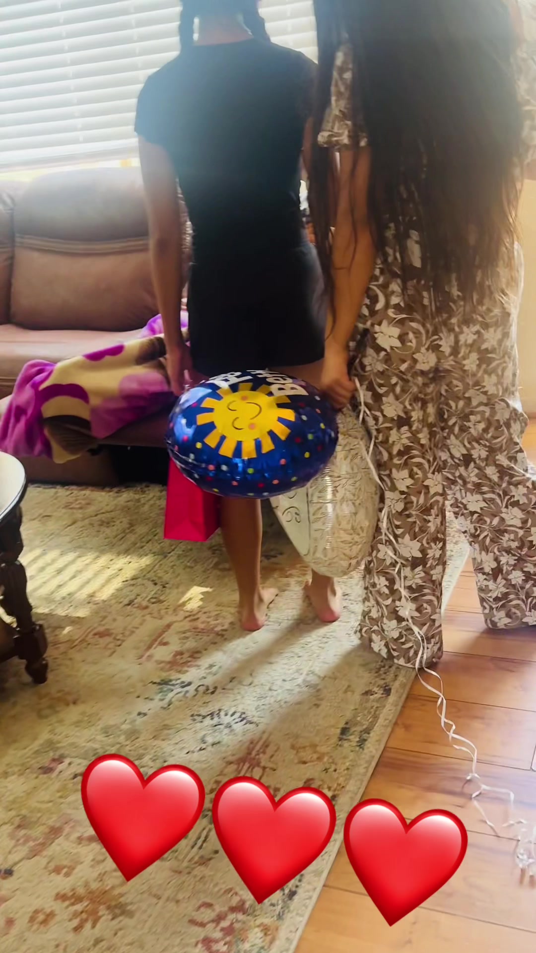 @Priyanka Pari and Mommy Baba❤️