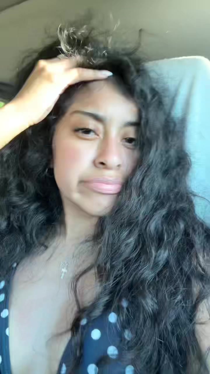 @yaneli