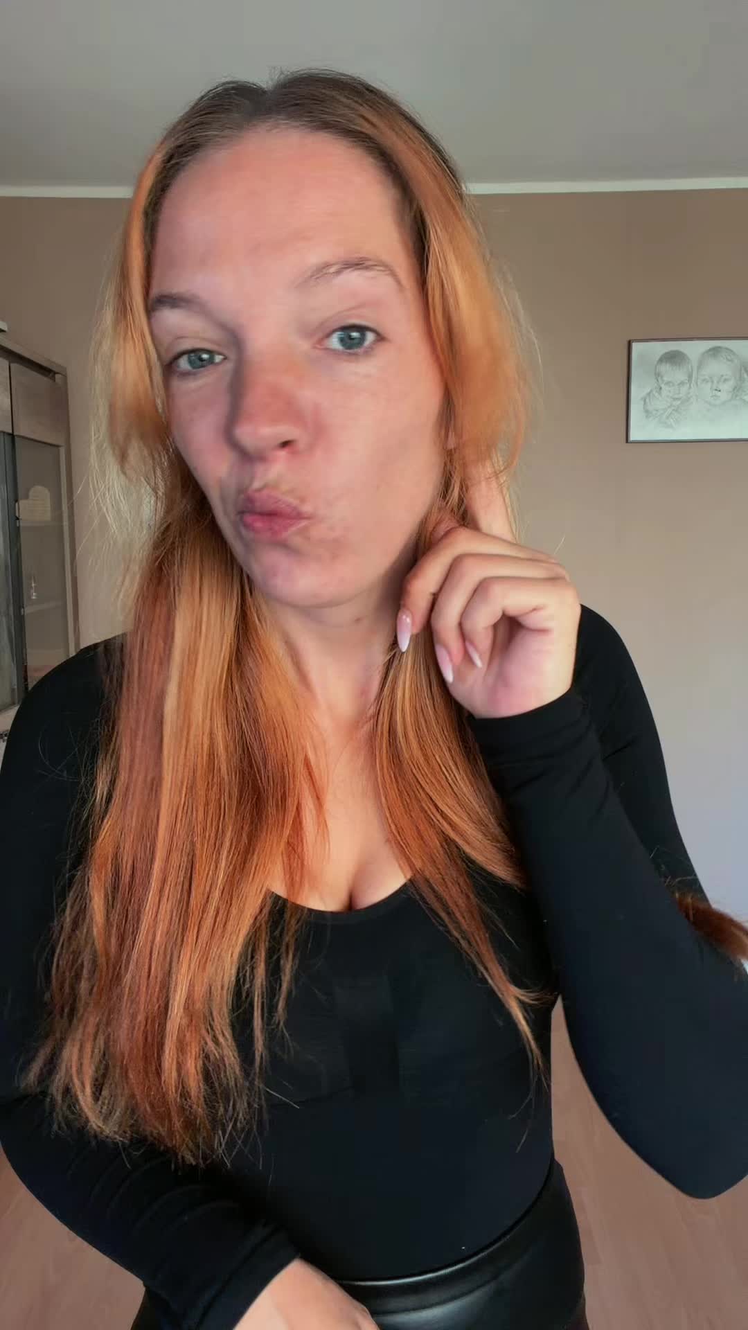 @👩🏻♥️blondii