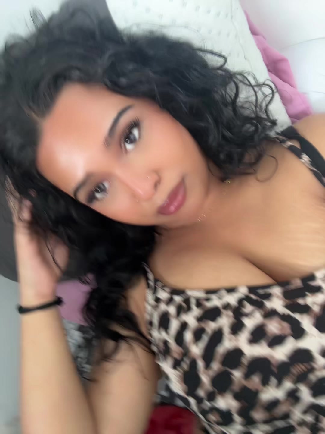 @ishaaaa