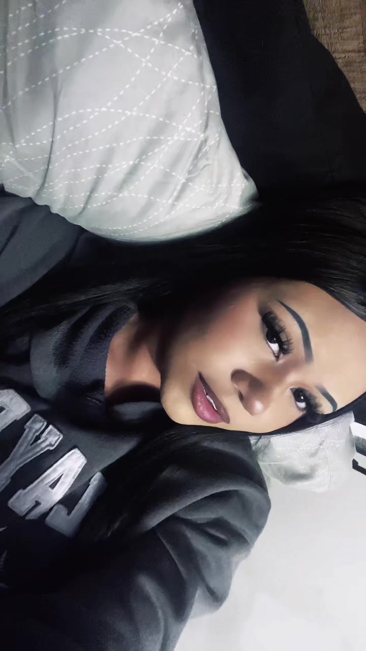 @Doll