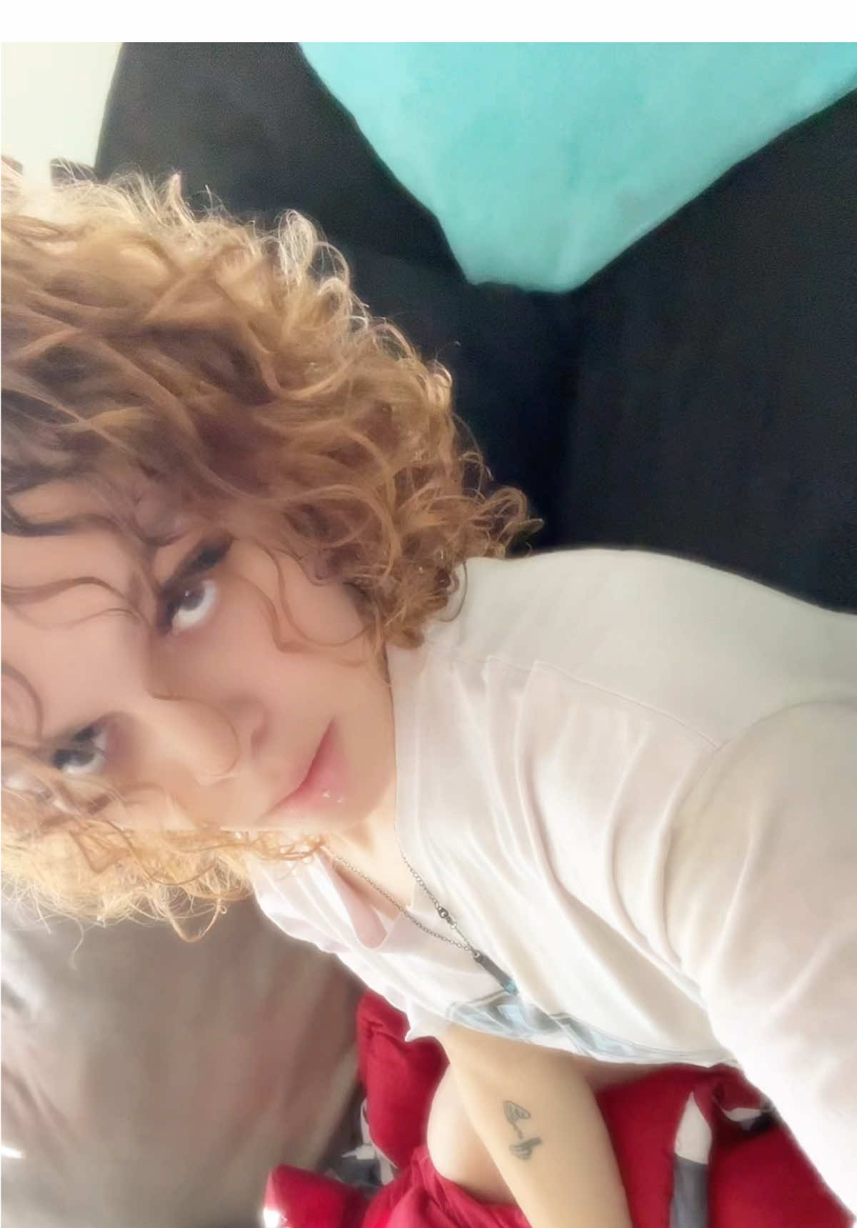 @Veronyka🏳️⚧️♥️