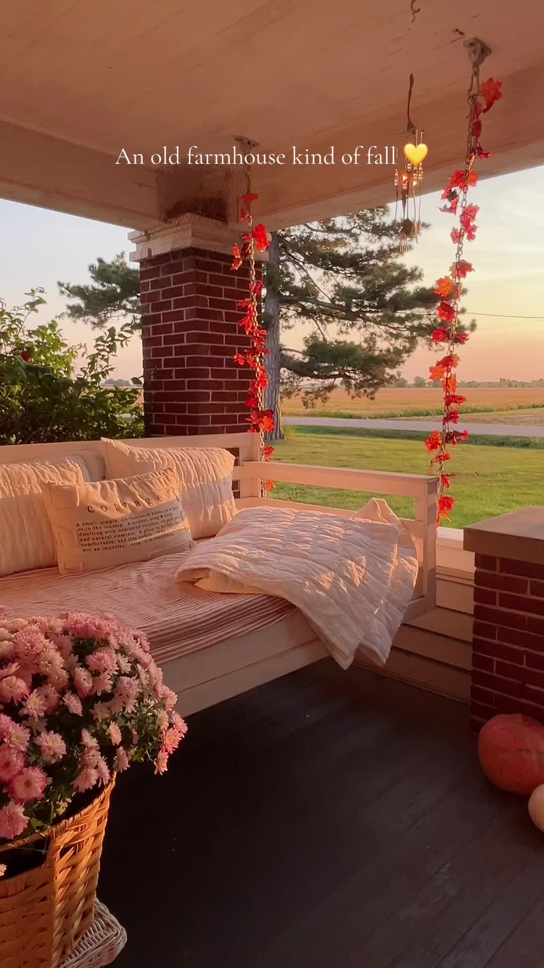 @Mackenzie โฟ frilly farm life