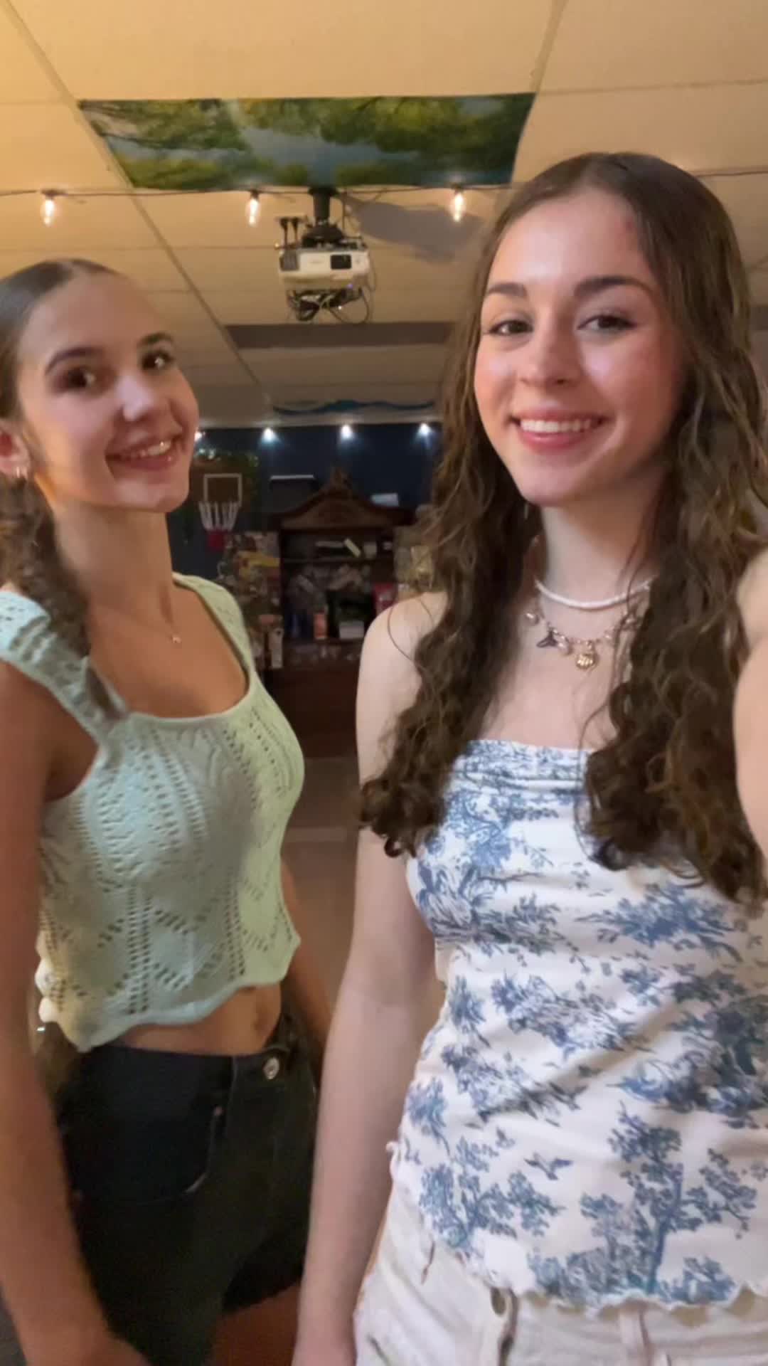 @Gray_and_Nay