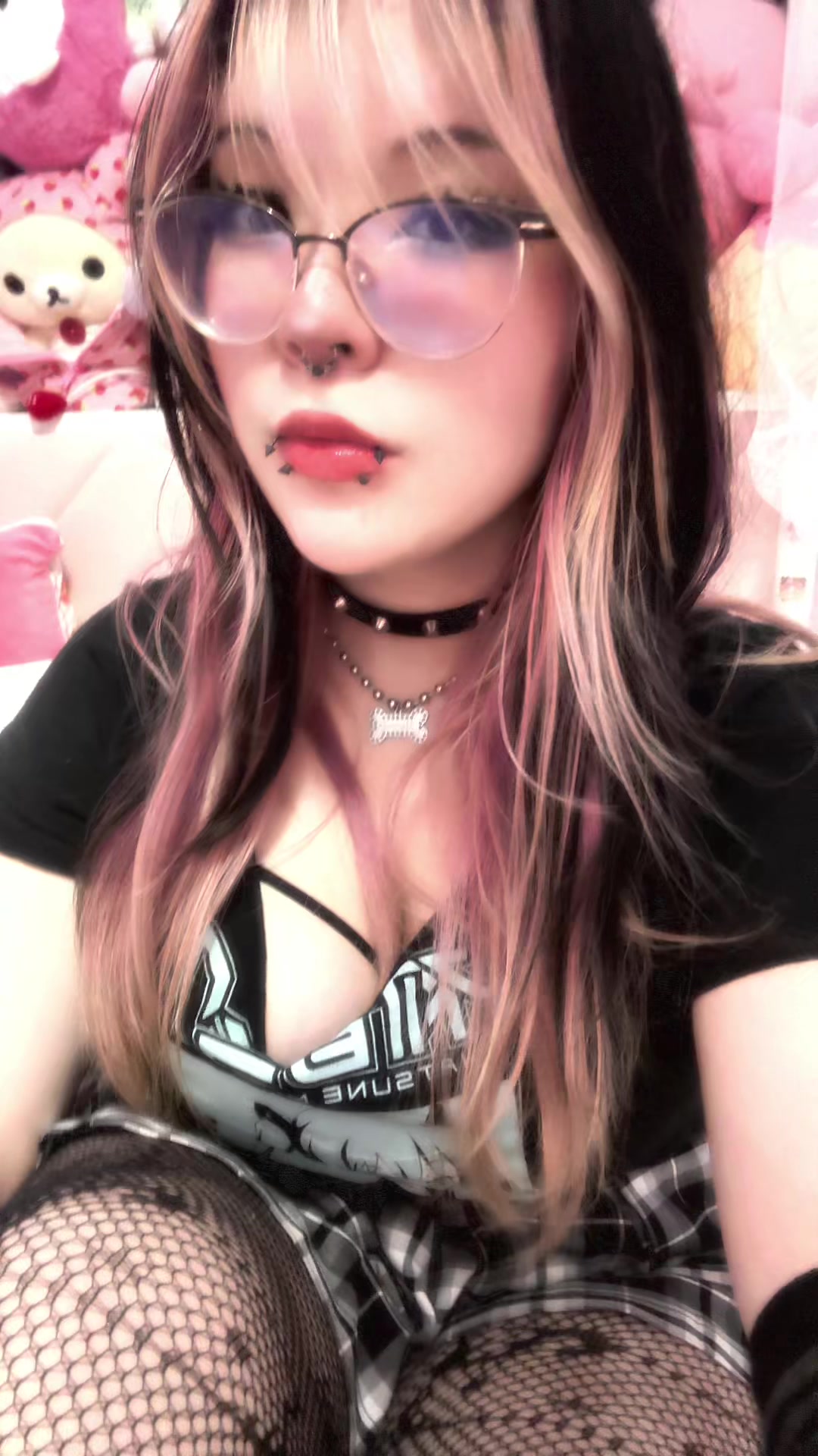 @lia ๐ โงโห ⋅