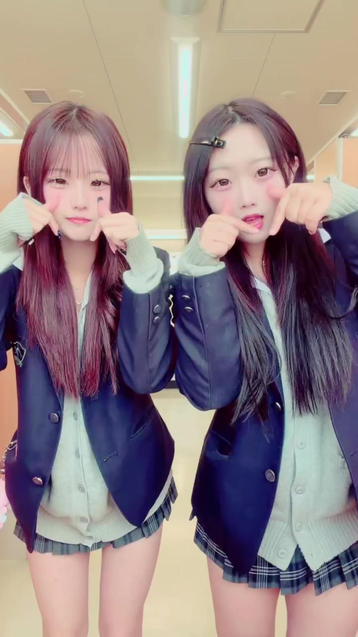@やまりー