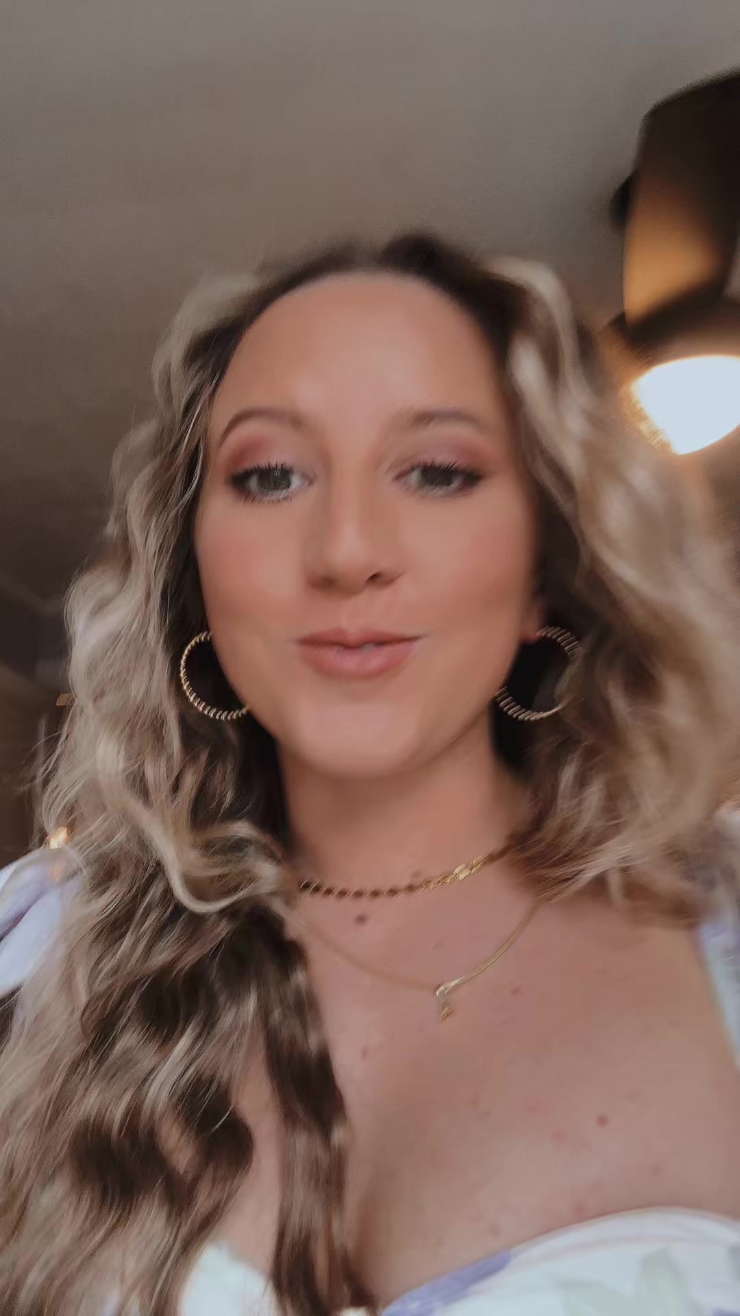 @Anne_caroline98