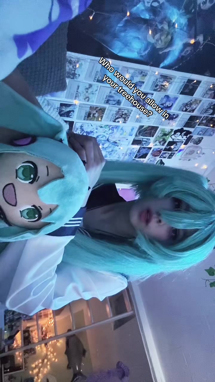 @Hatsunemikughg