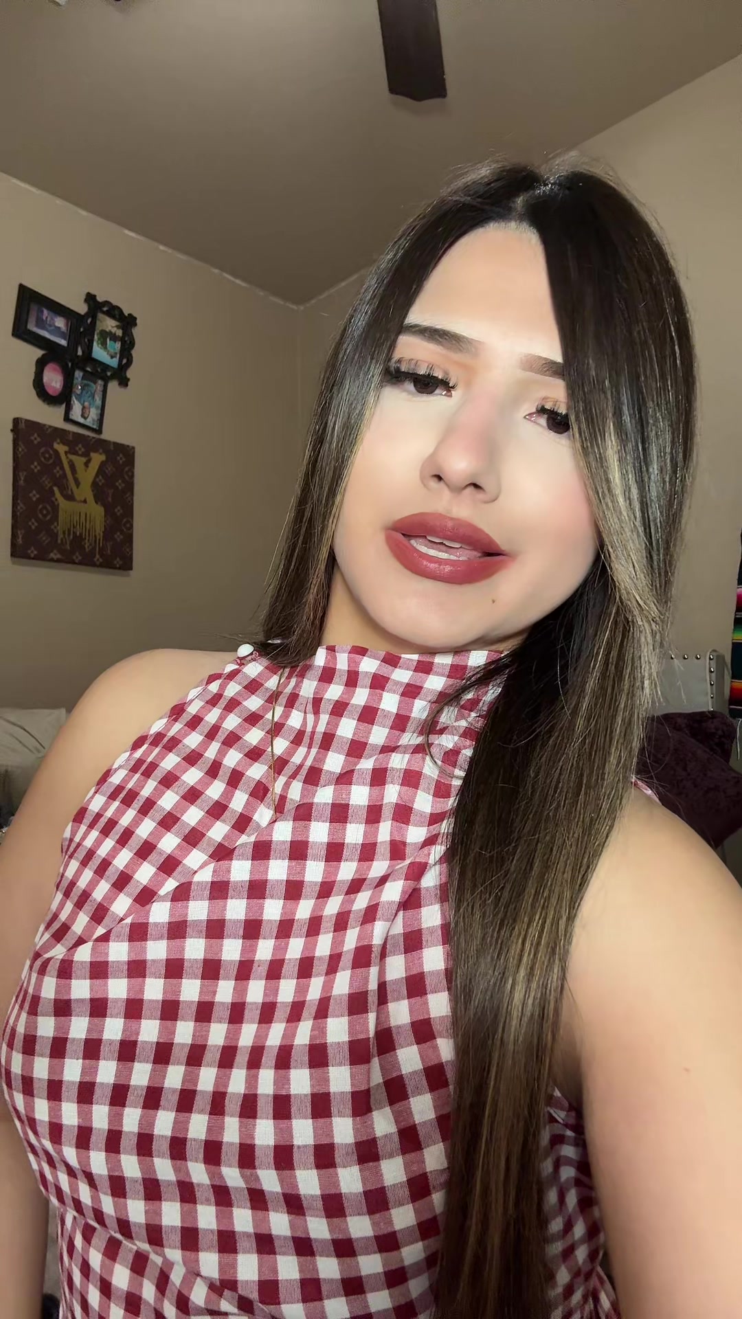@Emily Quiñonez👸🏻