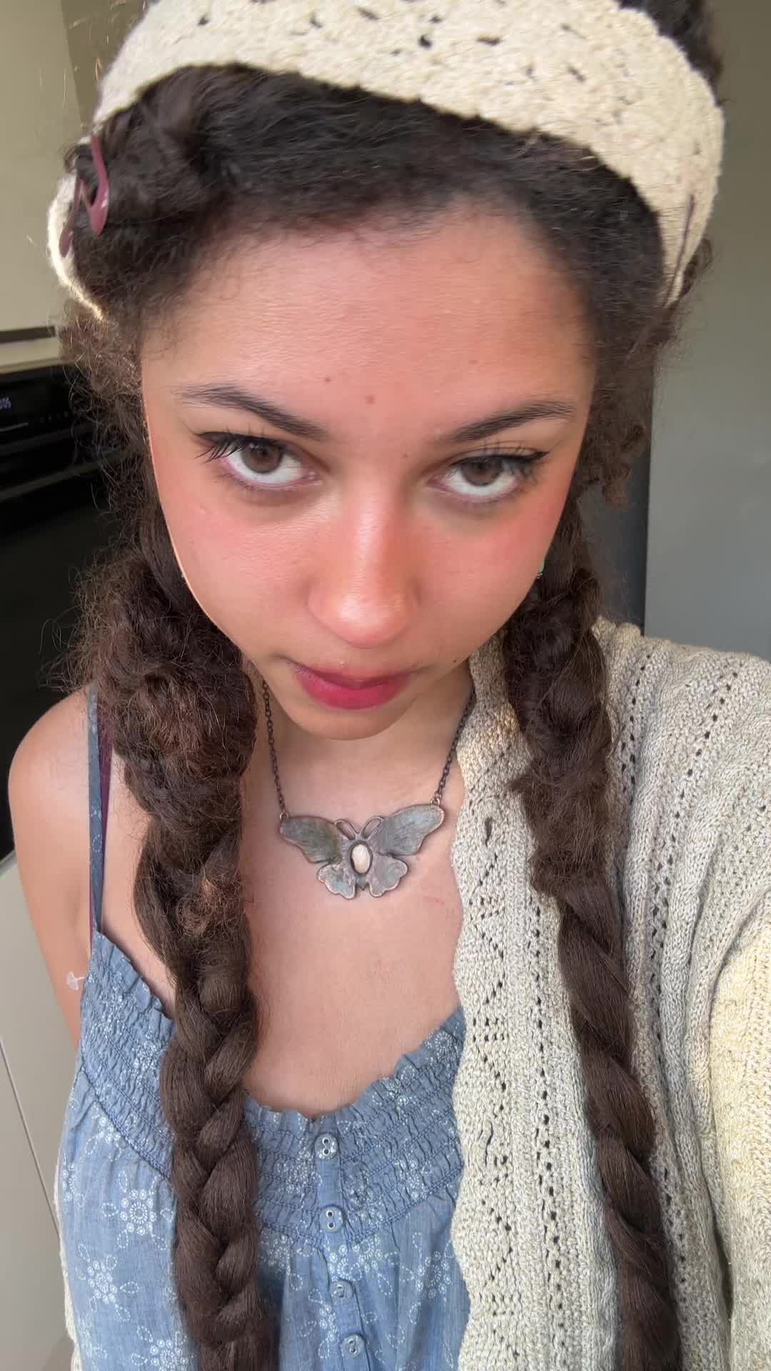 @phebelya