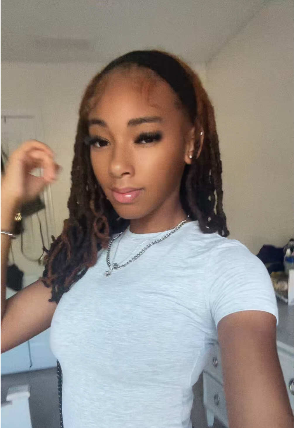 @lightskinfinstaaa_