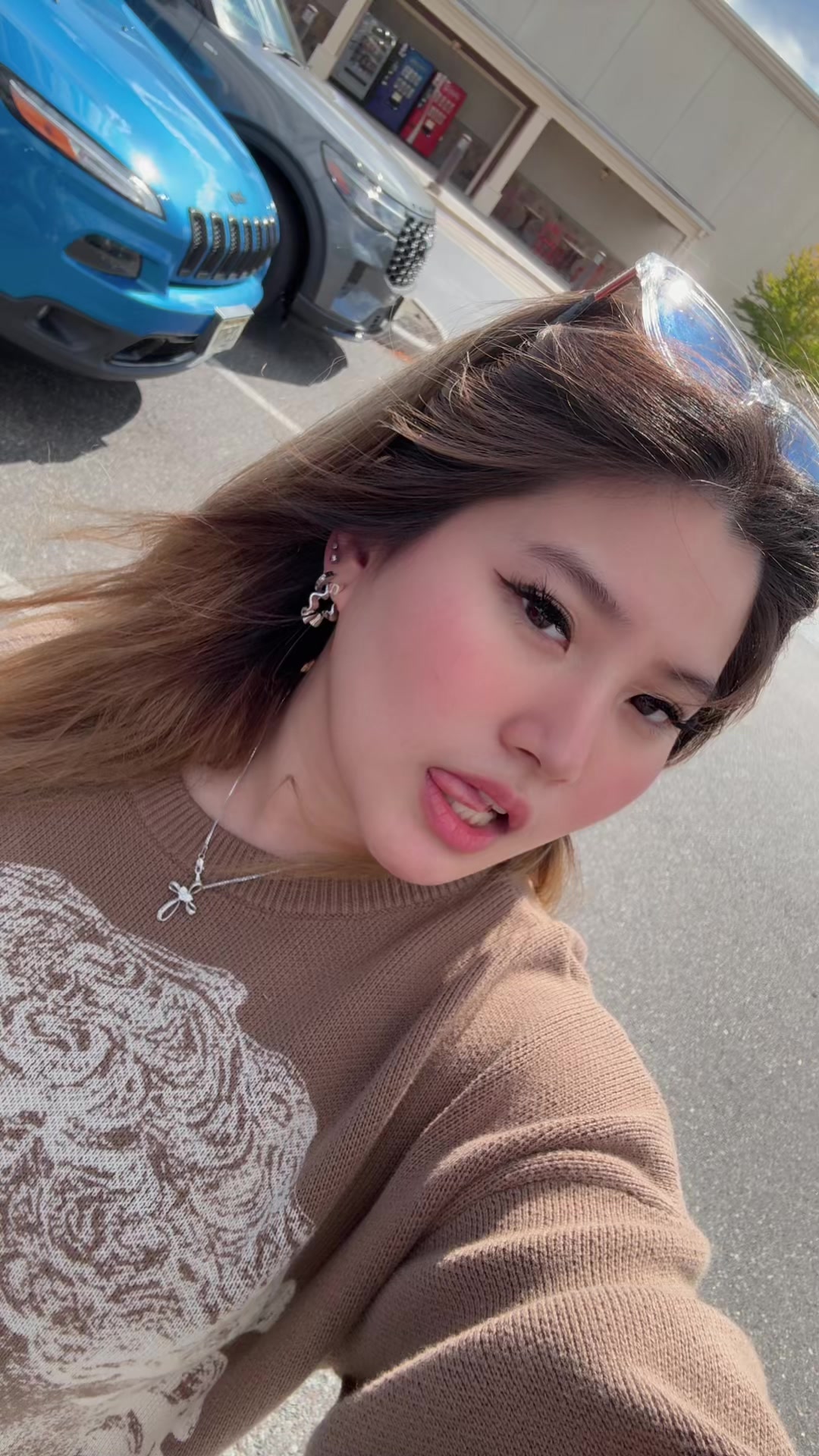 @Victoria Gabrielle L
