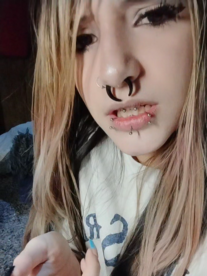 @⦮ ⦯
