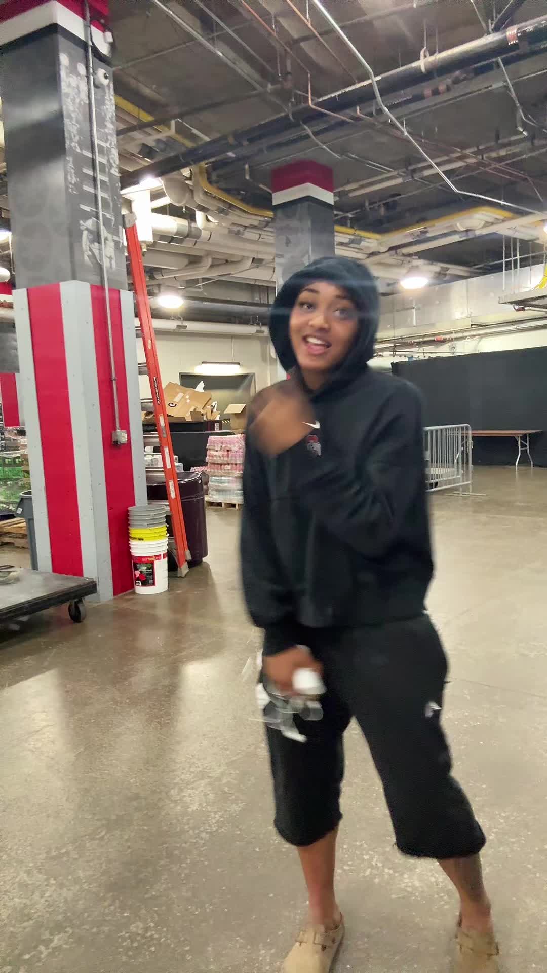 @jjaneedoee