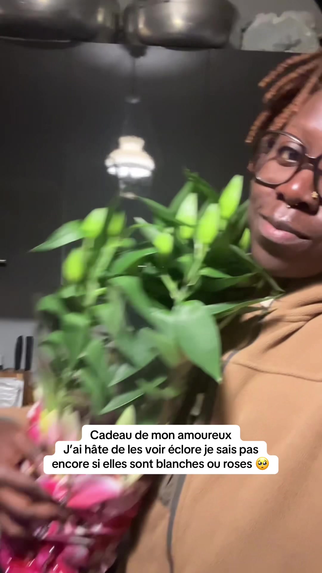 @itsayomi