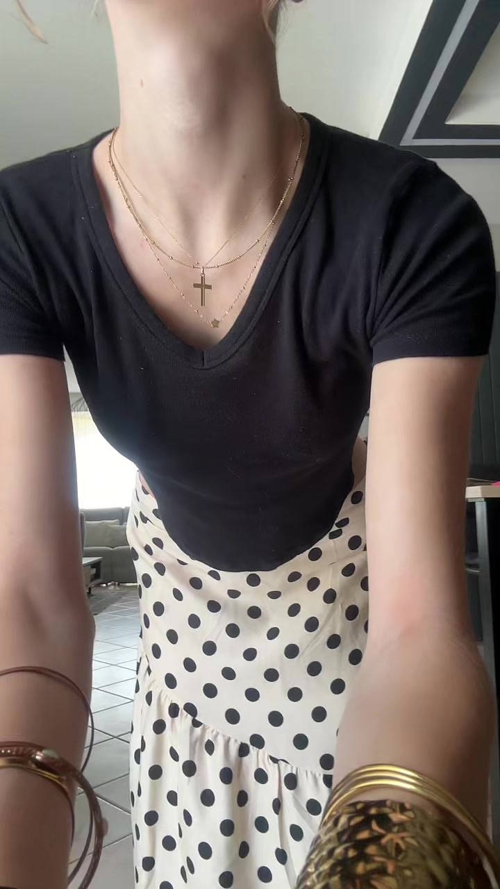 @𝓒𝓱𝓵𝓸𝓬𝓱𝓮𝓽𝓽𝓮