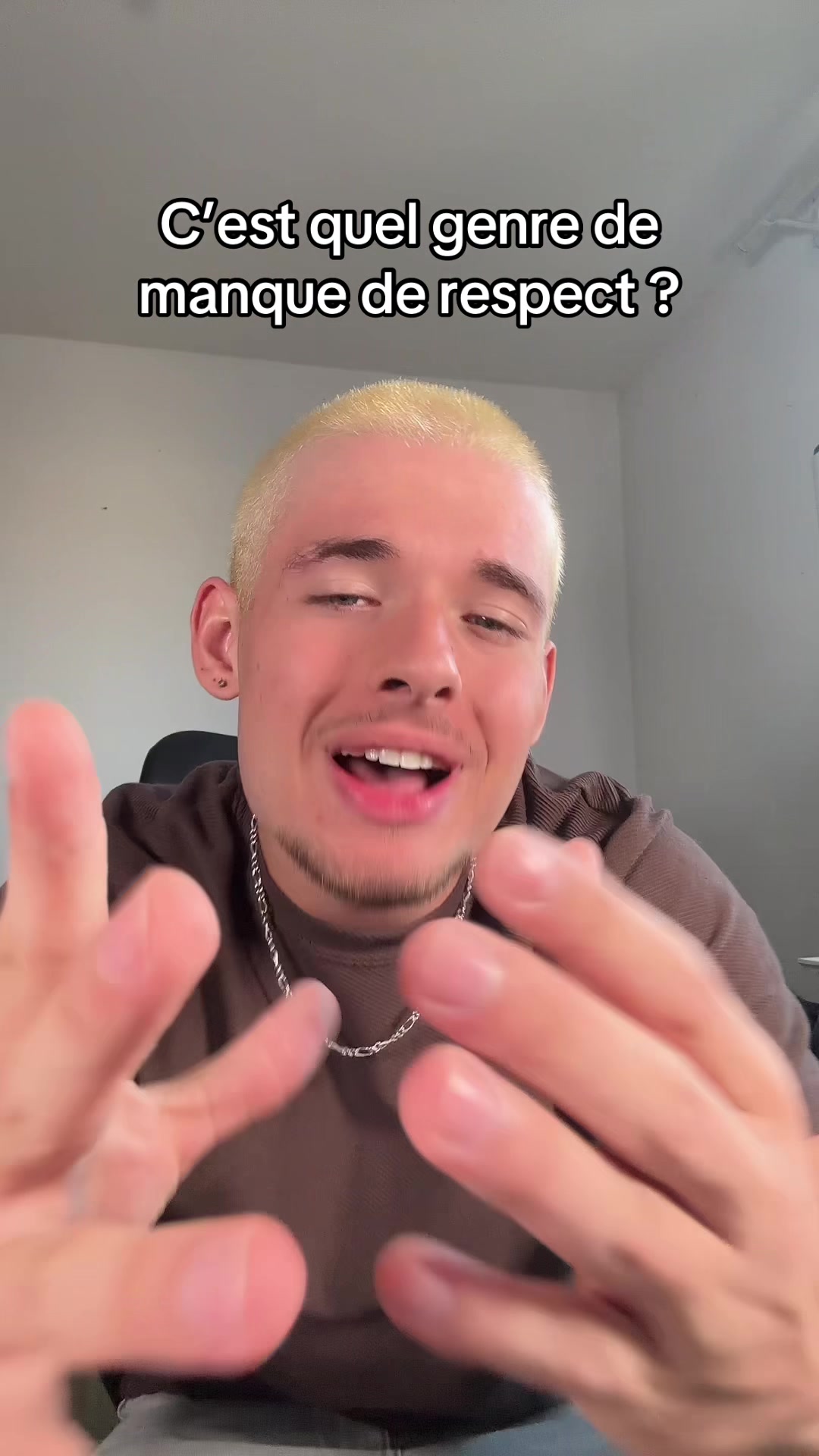 @Logou