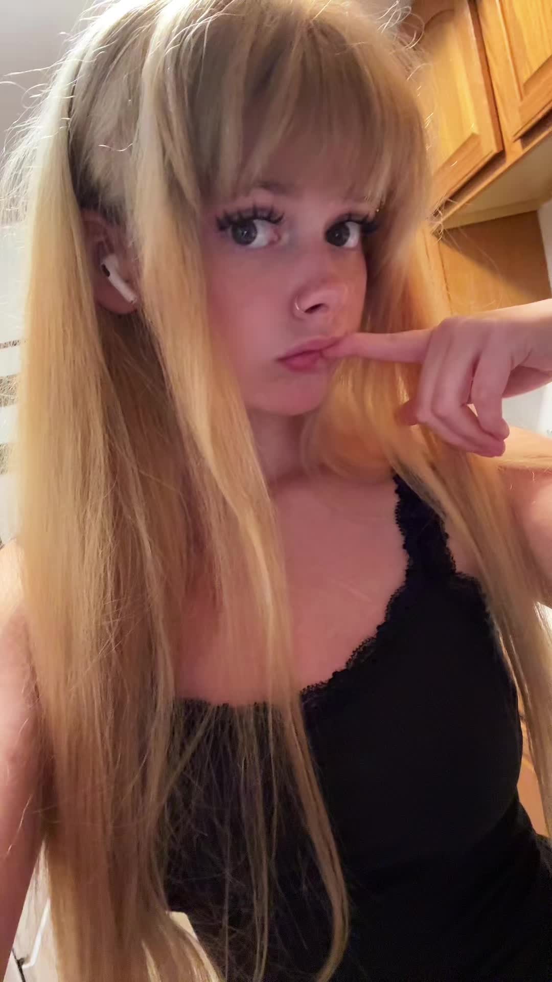 @🖤