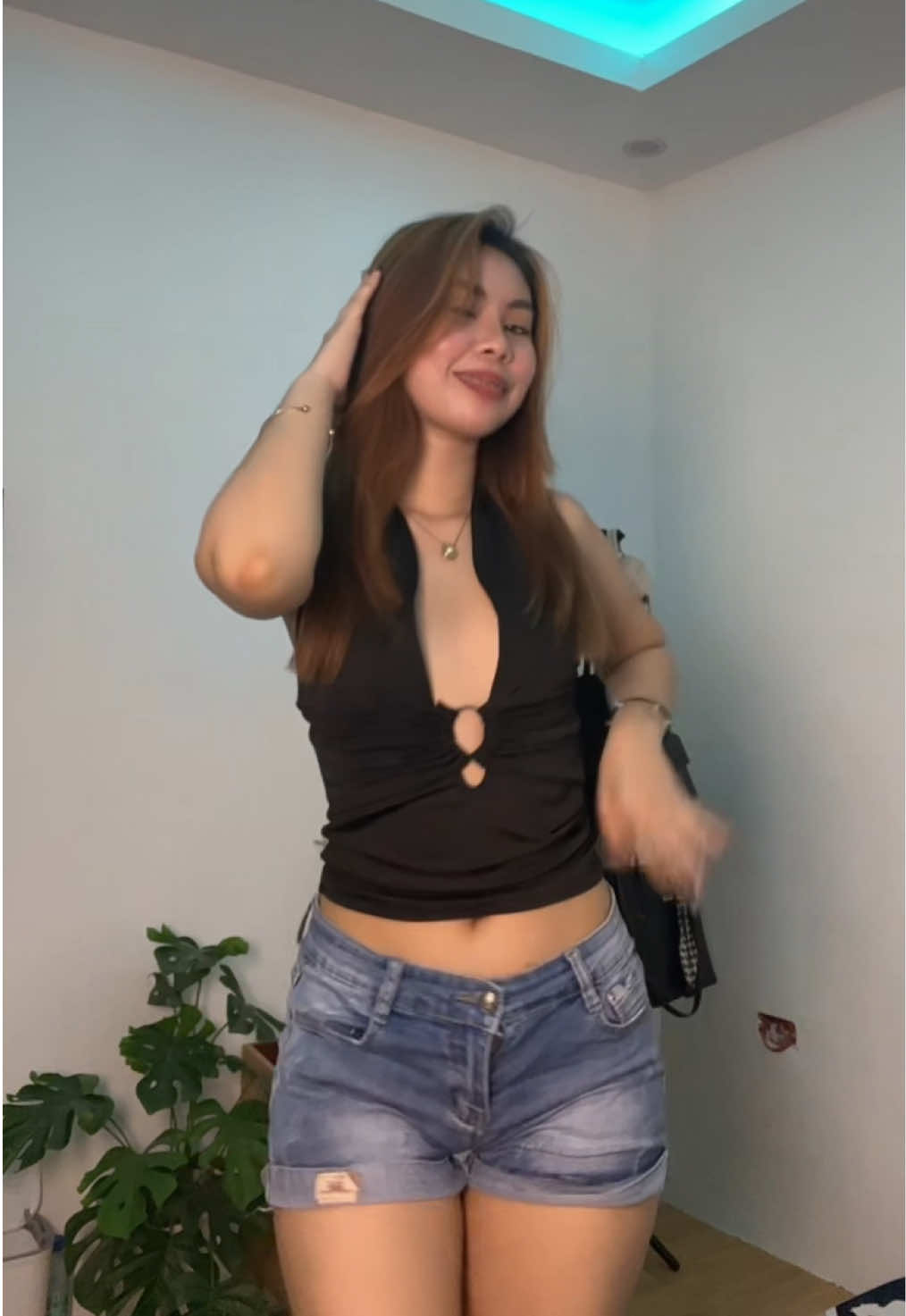 @whoslebs_ 𝜗𝜚 ࣪˖