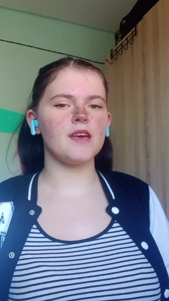 @Julie.ist_eingirl