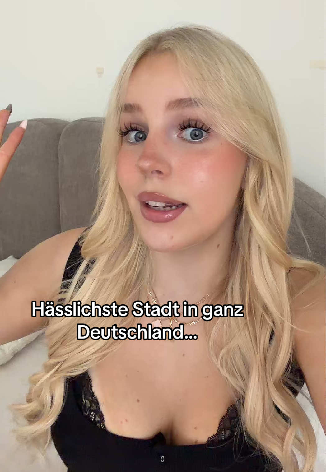@mia