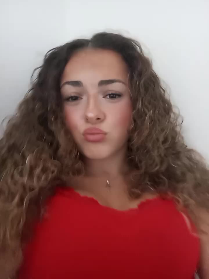 @𝐆𝐈𝐀𝐃𝐈𝐍𝐀 🤍