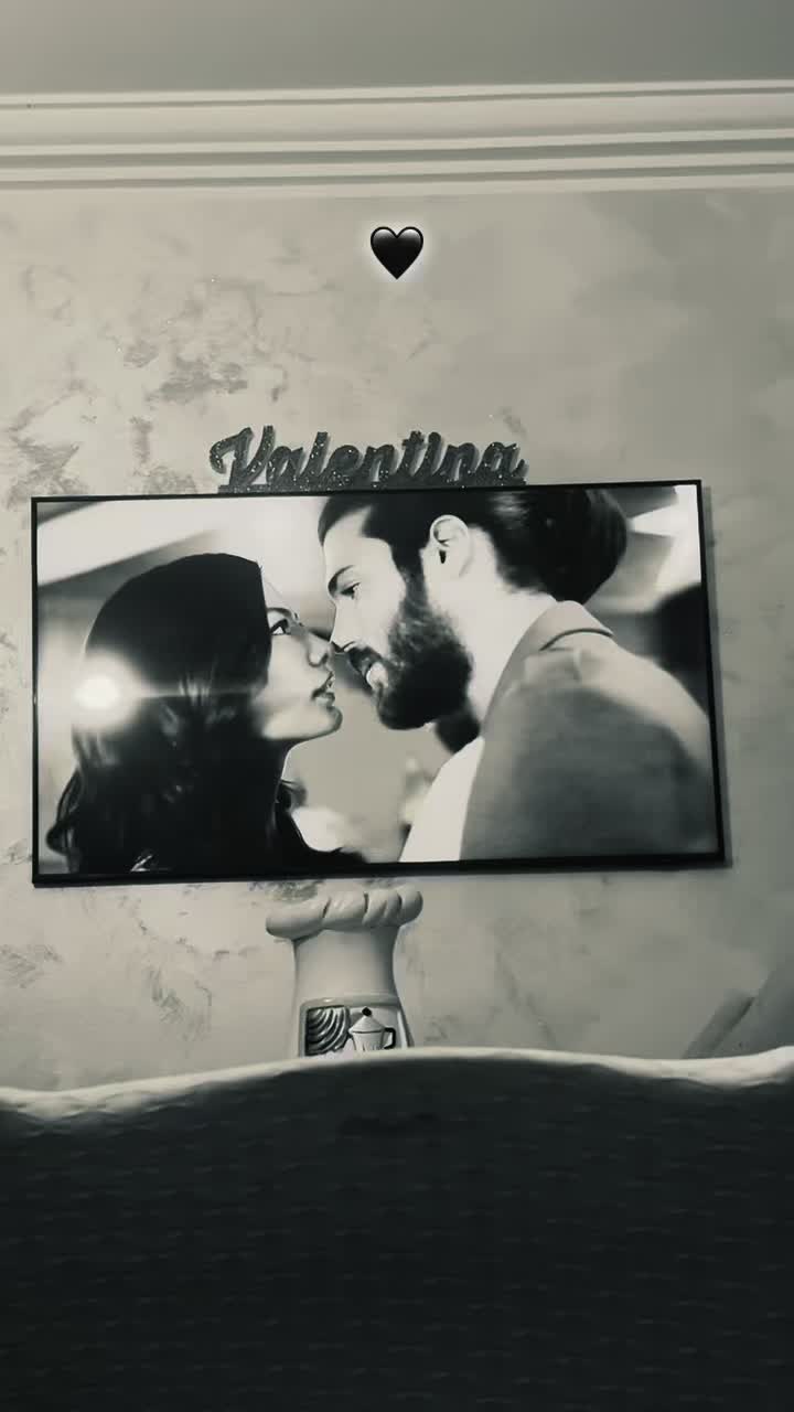 @Valentina🍒🤍