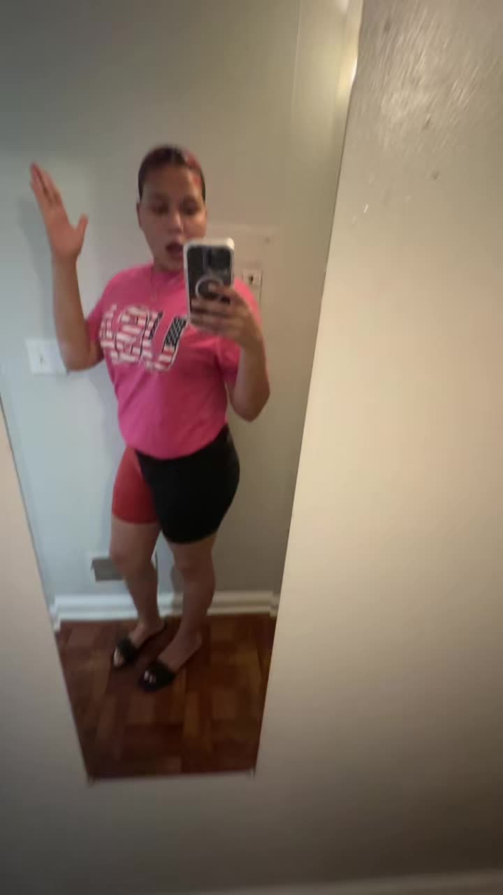 @Nikyy🍒💋