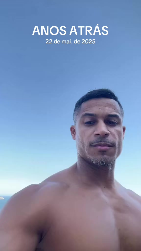 @Lux14