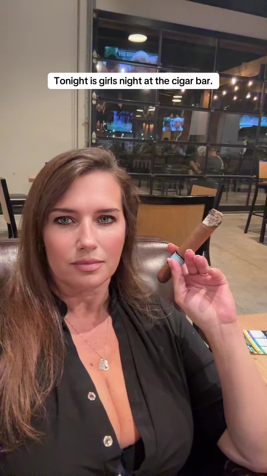 @Sweet_Texas_Bee