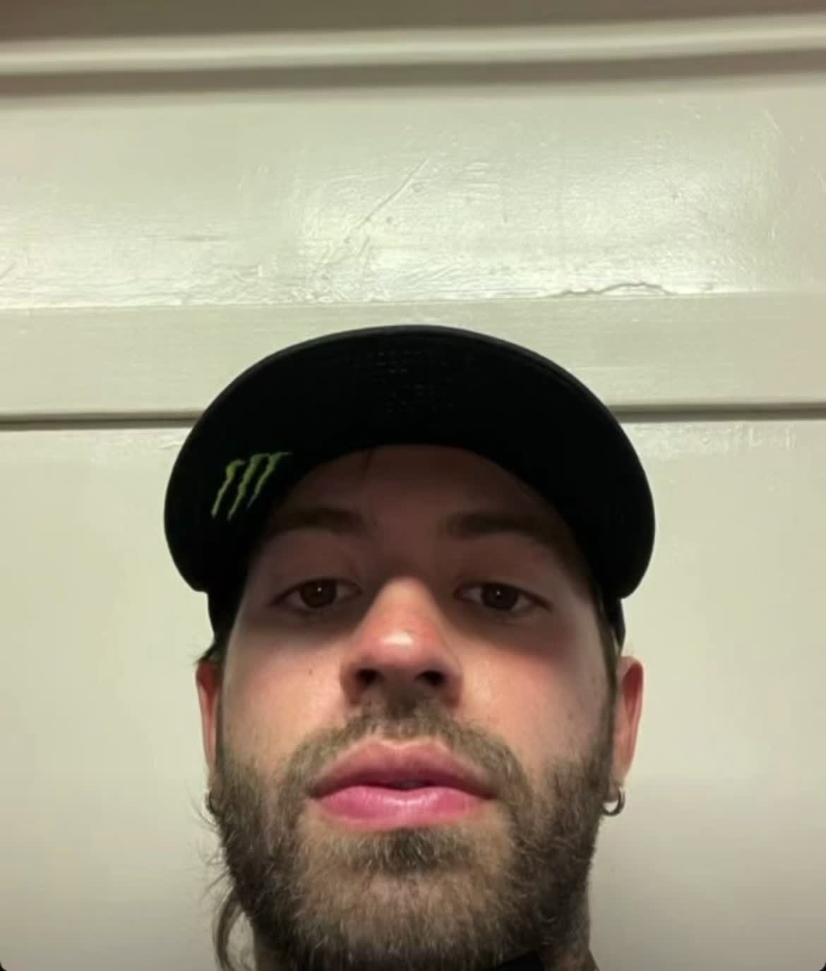 @DG🦇