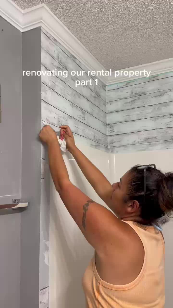 @EricaSellsPensacola