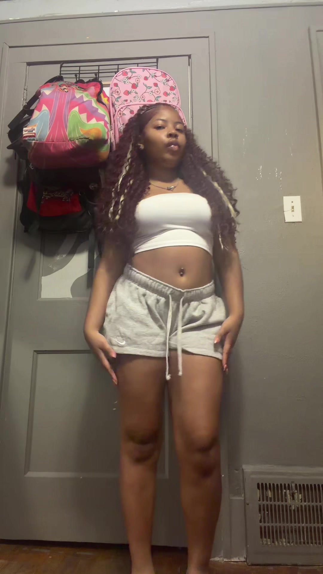 @lighttskinnhottiee