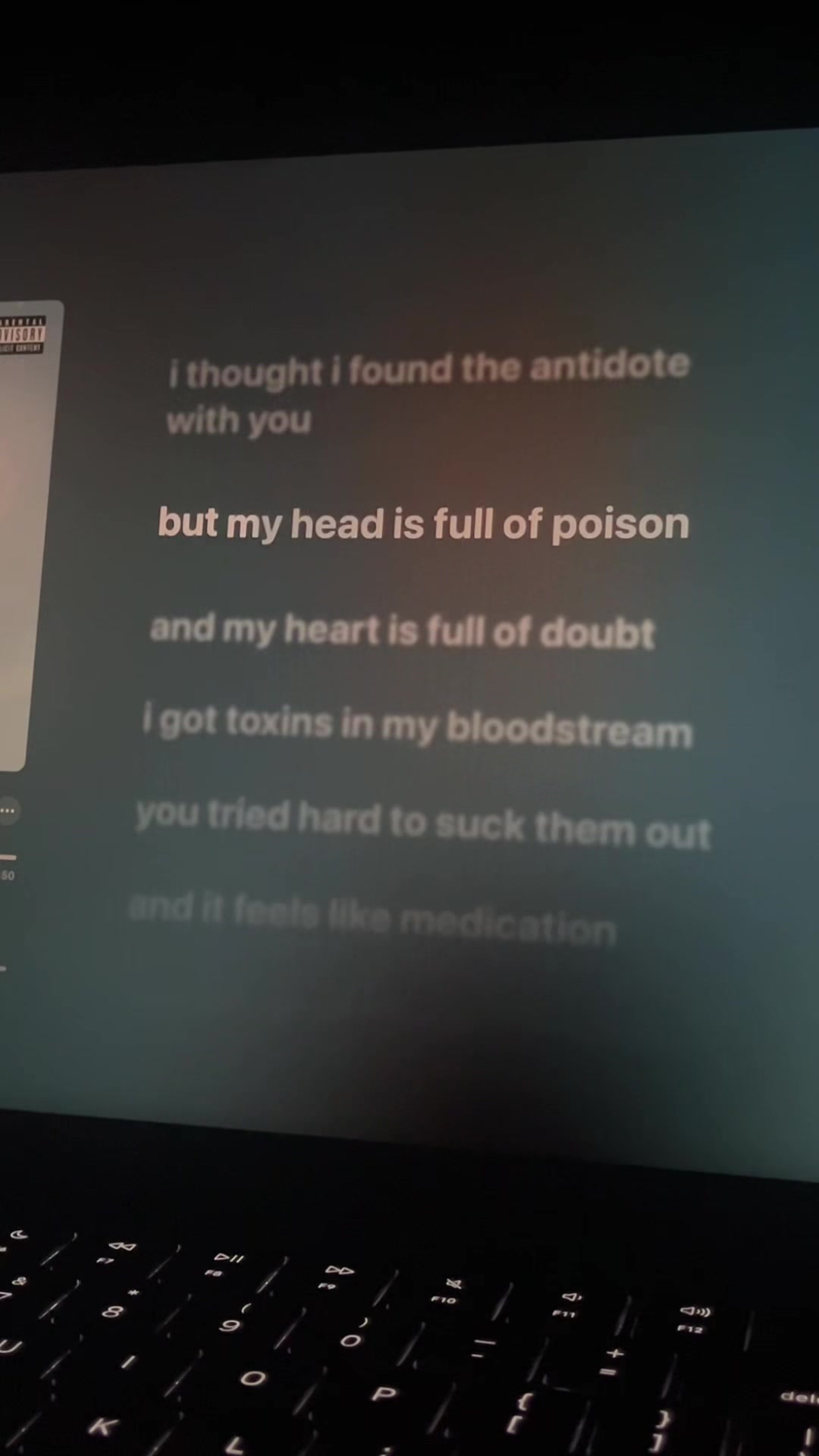 @🎧
