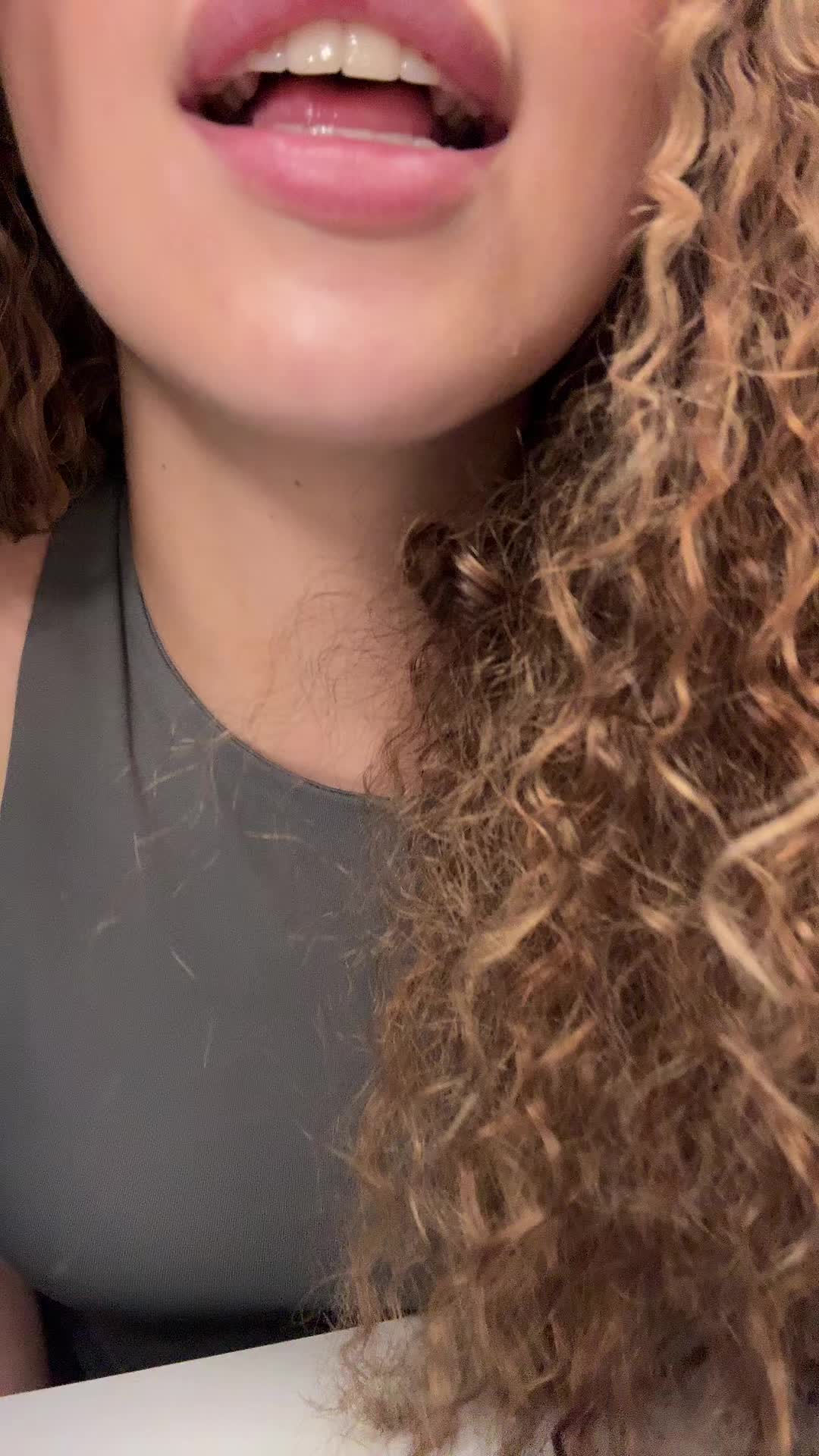 @lilianaklusa