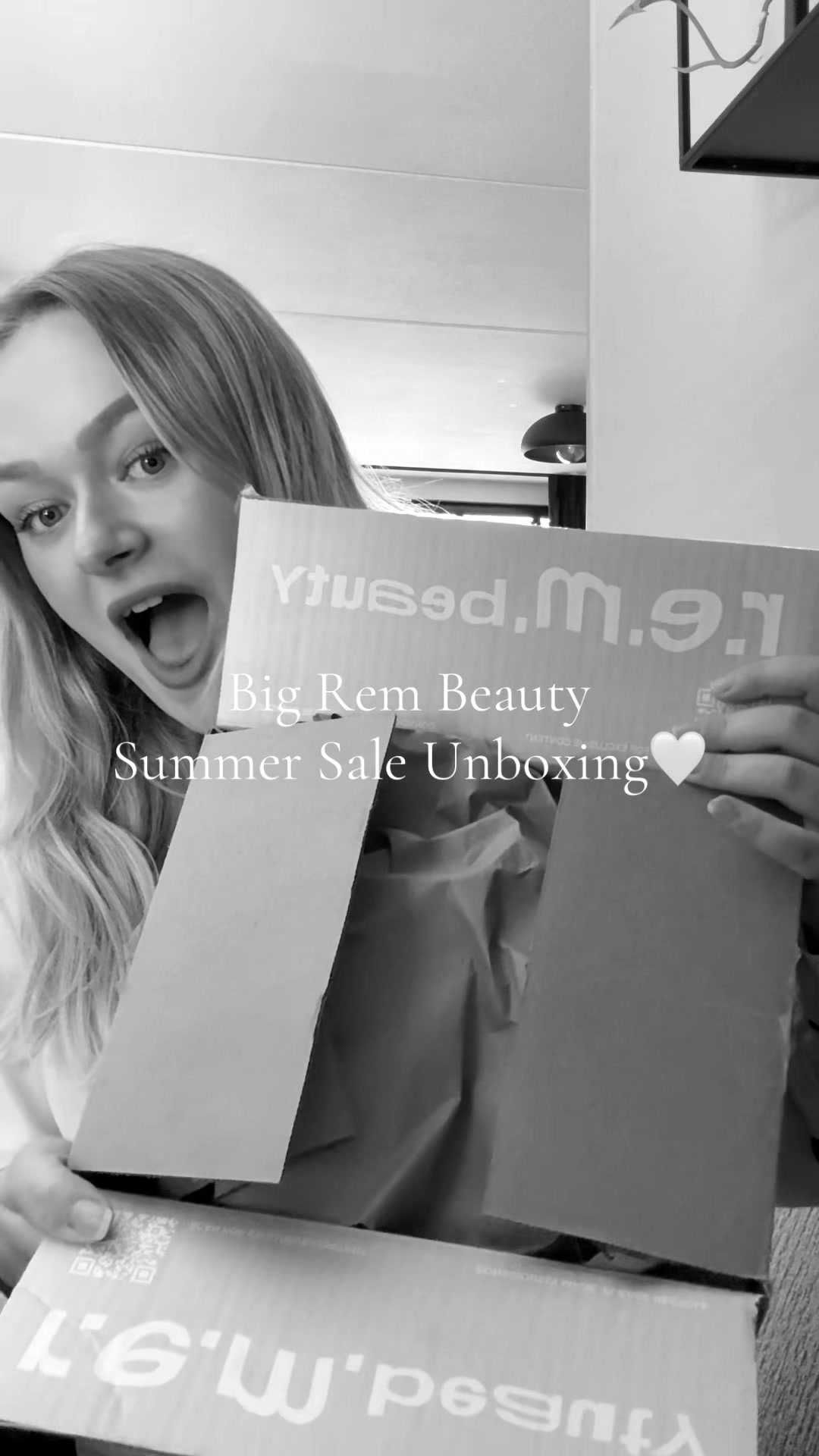 @𝐒𝐨𝐩𝐡𝐢𝐞