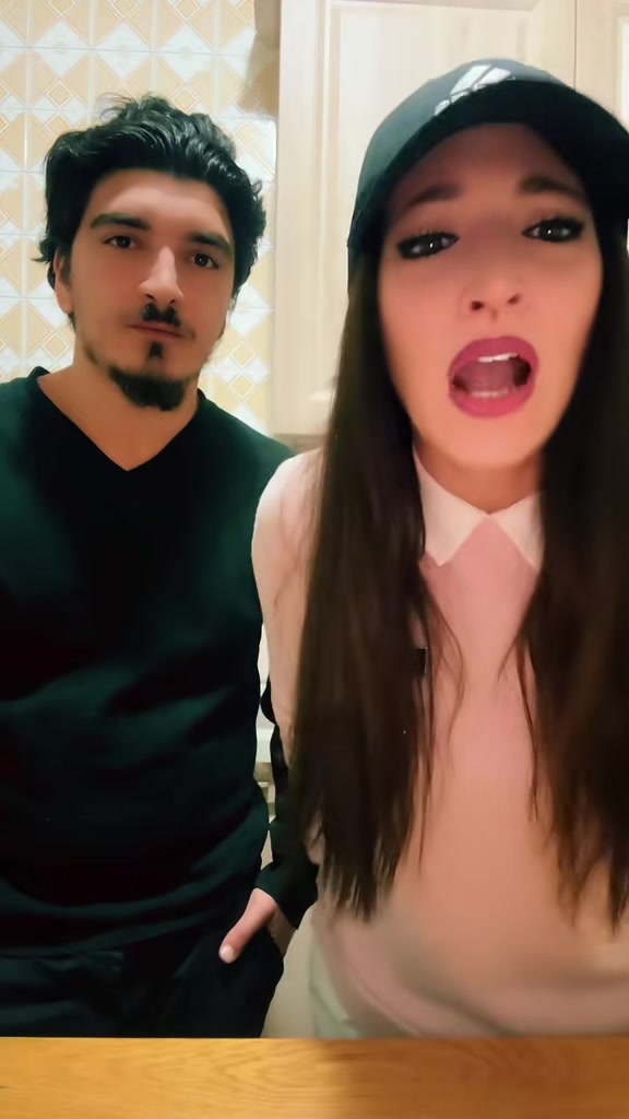@Indecisi