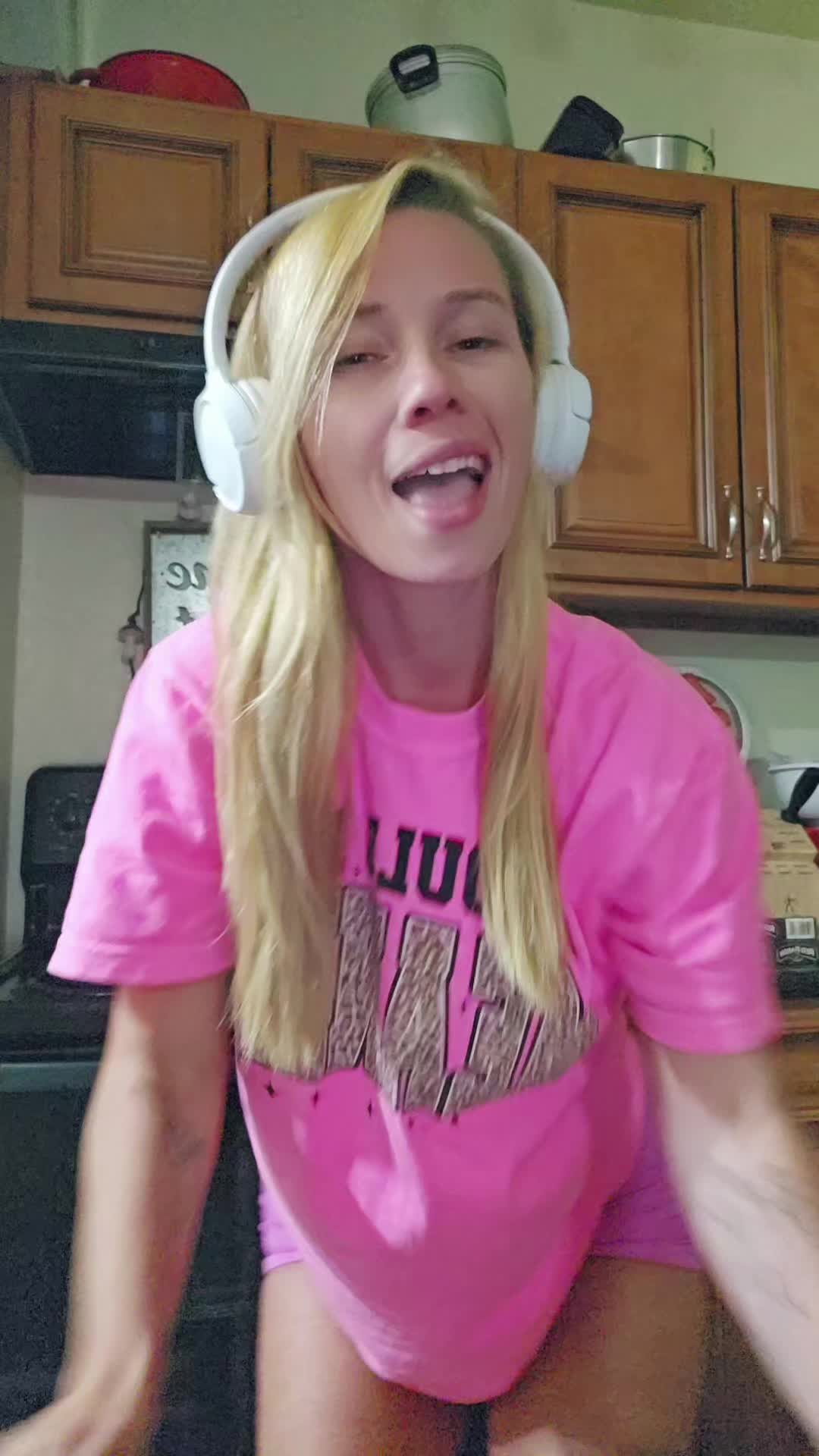 @Katiebait💚