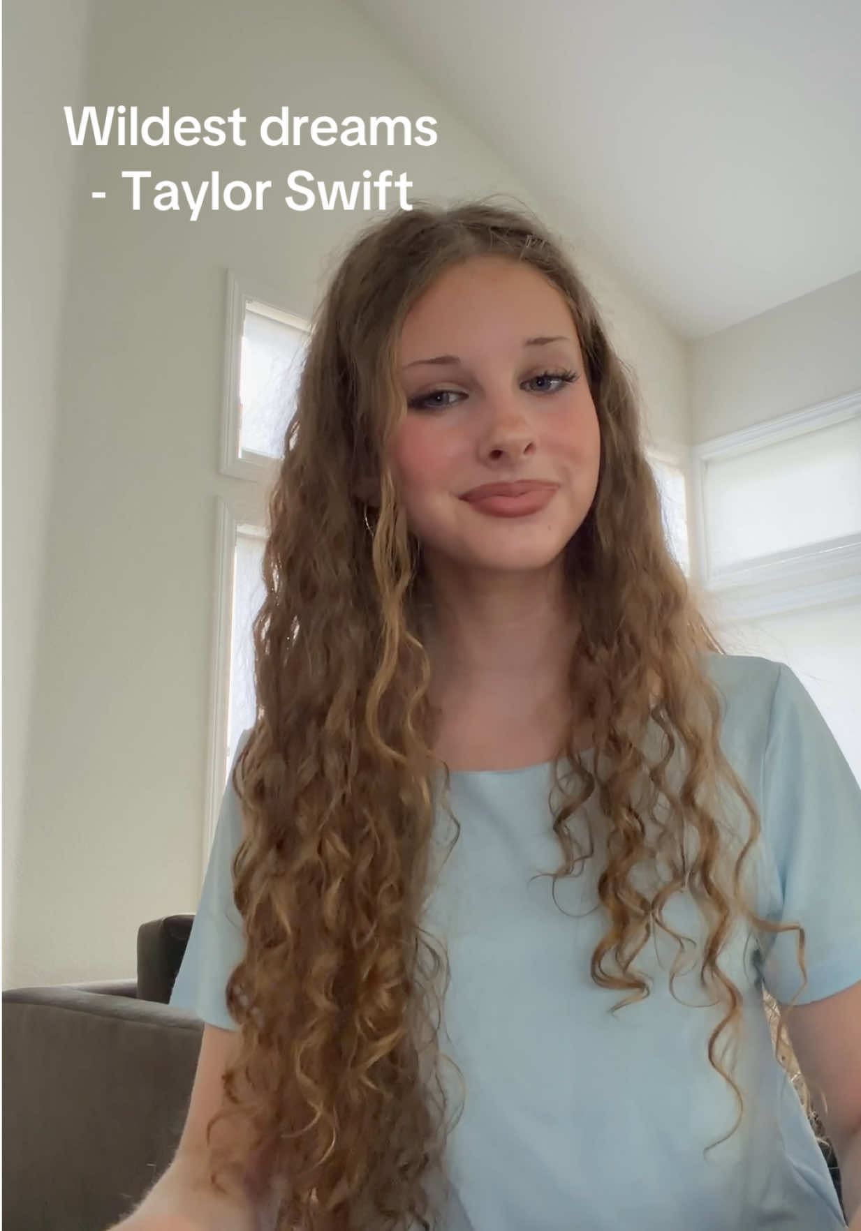 @sophieghosnsings