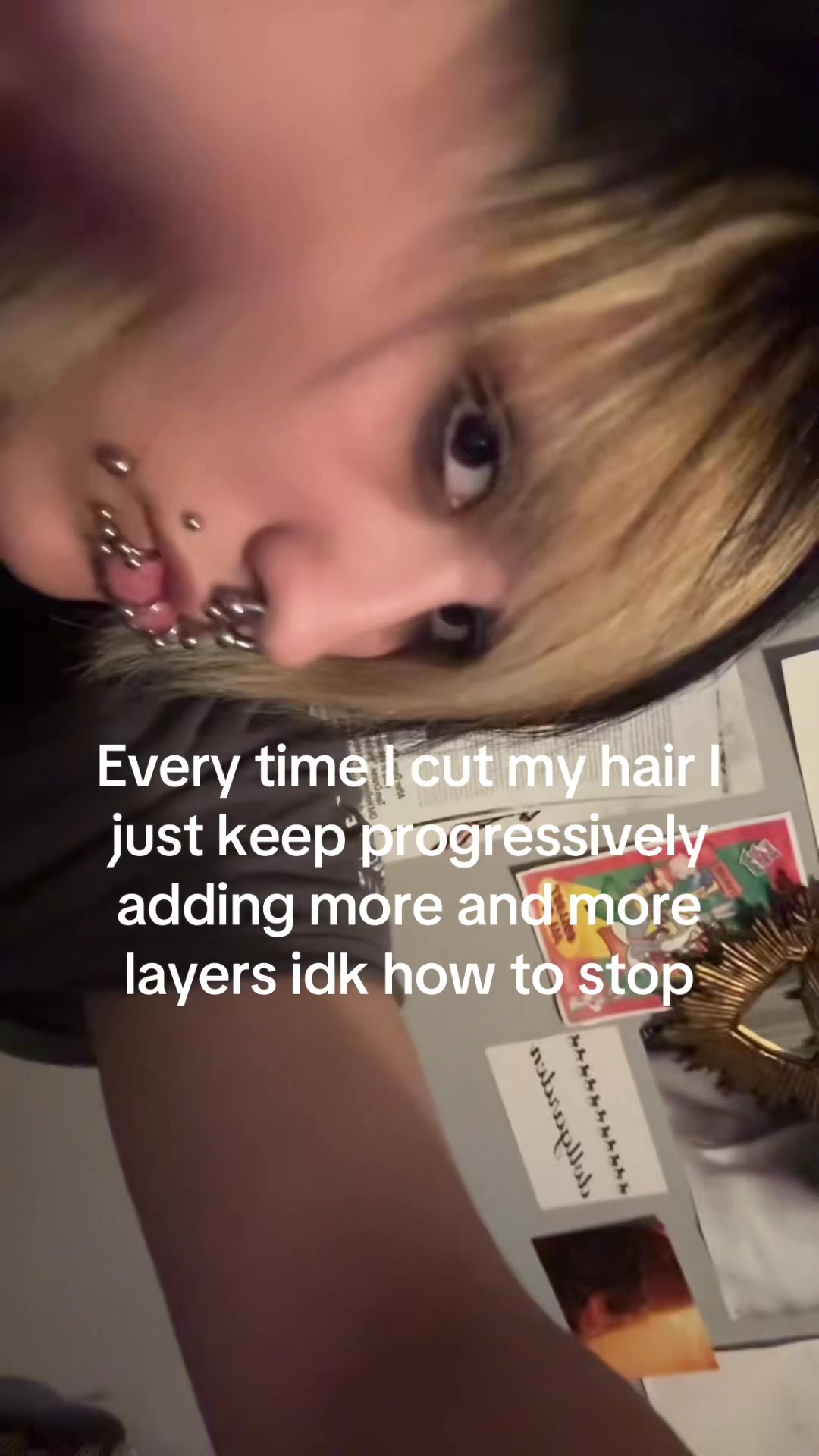 @mo